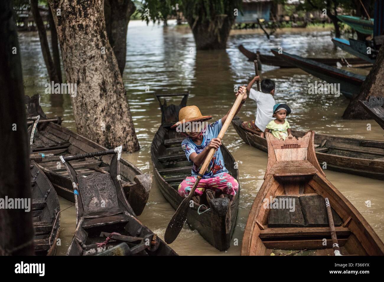 Stil-Dorf in der Nähe von Pathein in Myanmars Irrawaddy-delta Stockfoto