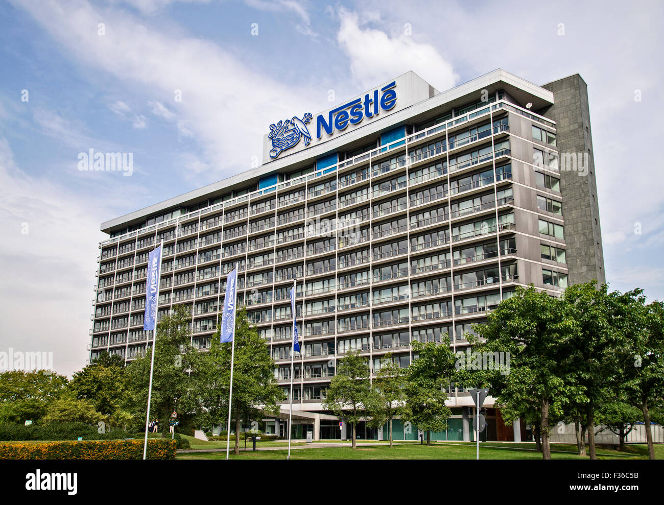 Hauptsitz der Nestlé Deutschland AG in Frankfurt Niederrad Stockfoto
