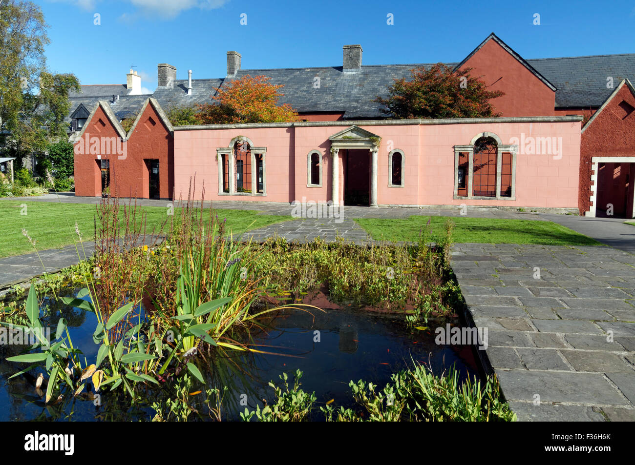 Bleibt der alten Halle, Cowbridge, Vale von Glamorgan, South Wales, UK. Stockfoto