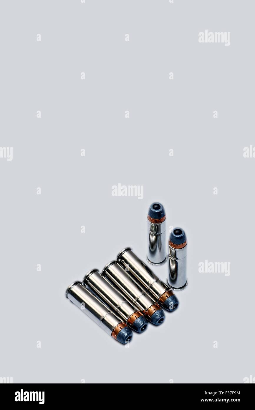 6 x 357 Magnum Pistole Kugeln Munition Stockfoto
