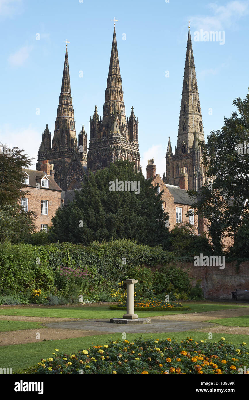 Kathedrale von Lichfield & Remembrance Garden Stockfoto