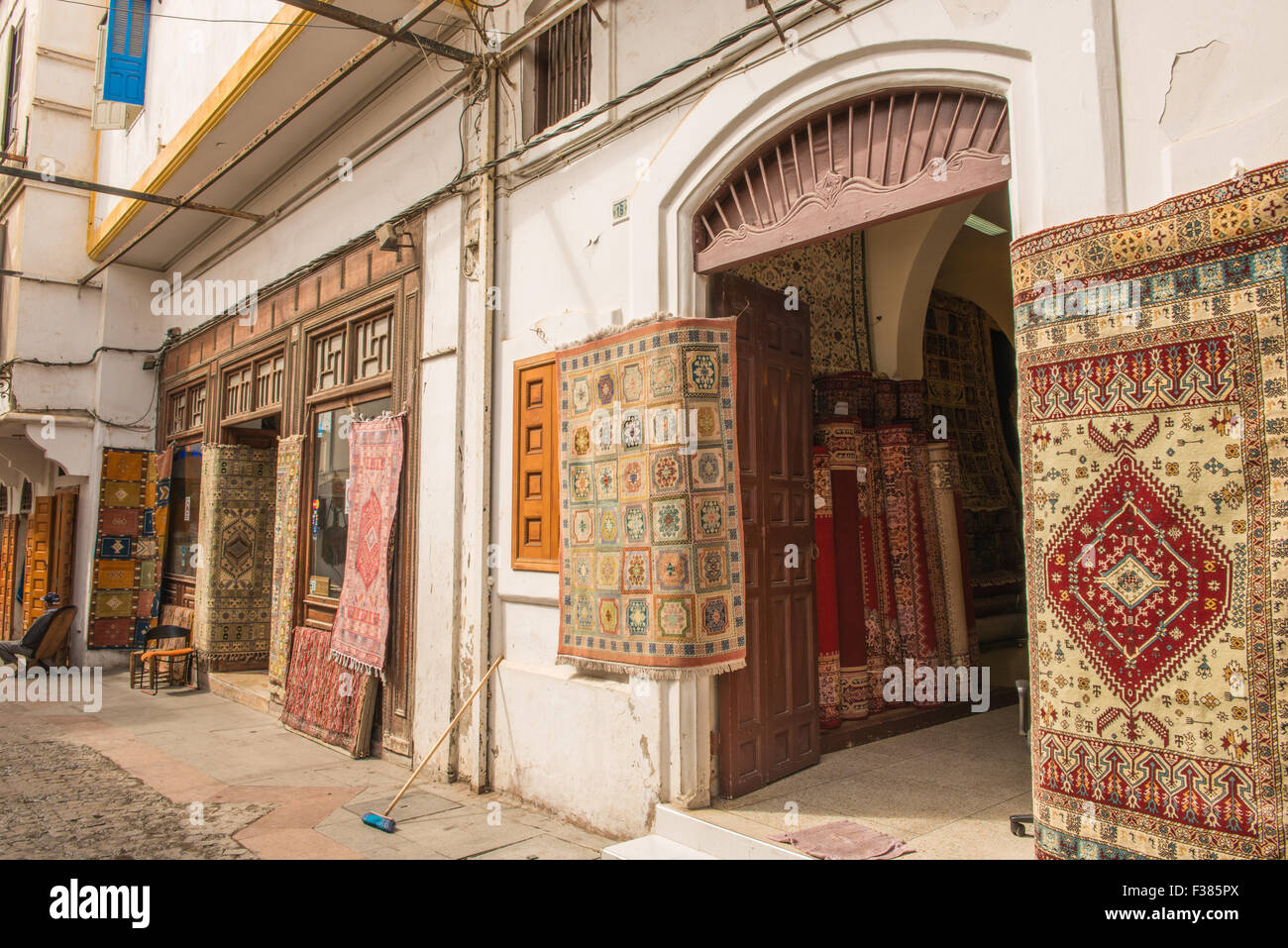 Straßenszene in der Medina von Rabat, Marokko Stockfoto