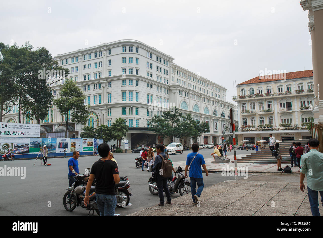 Zentrum für Ho-Chi-Minh-Stadt zum Union Square und das Hotel Continental. Stockfoto