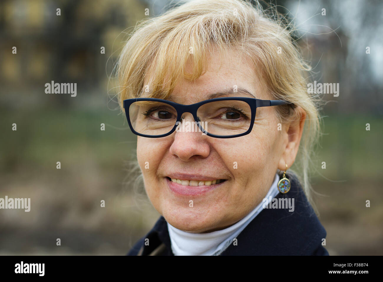 Cute blonde Frau Herbst Porträt, Nahaufnahme Stockfoto