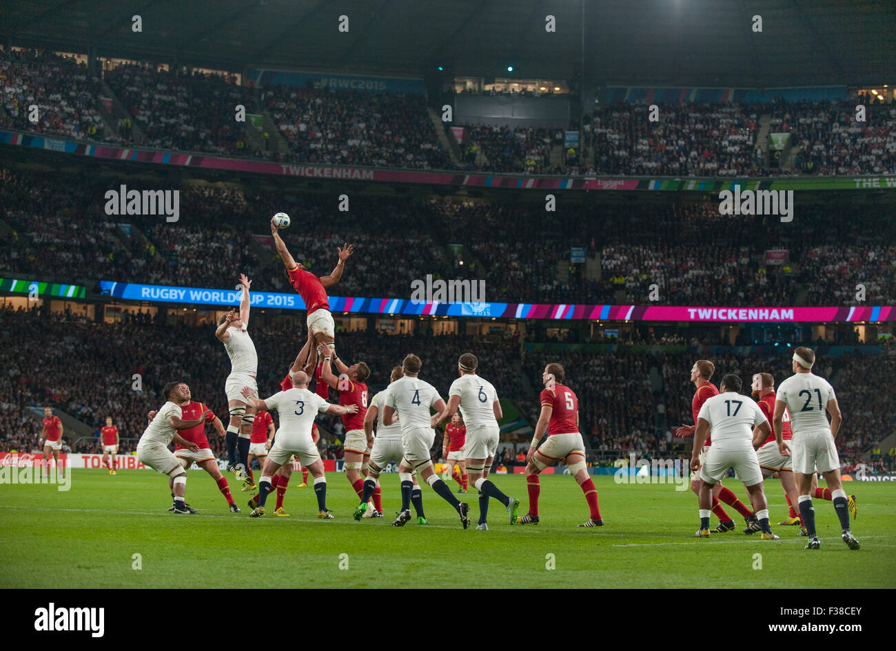 Twickenham Stadium, London, UK. 26. September 2015. England v entsprechen Wales in den Pool A-Abend der Rugby World Cup 2015. Stockfoto