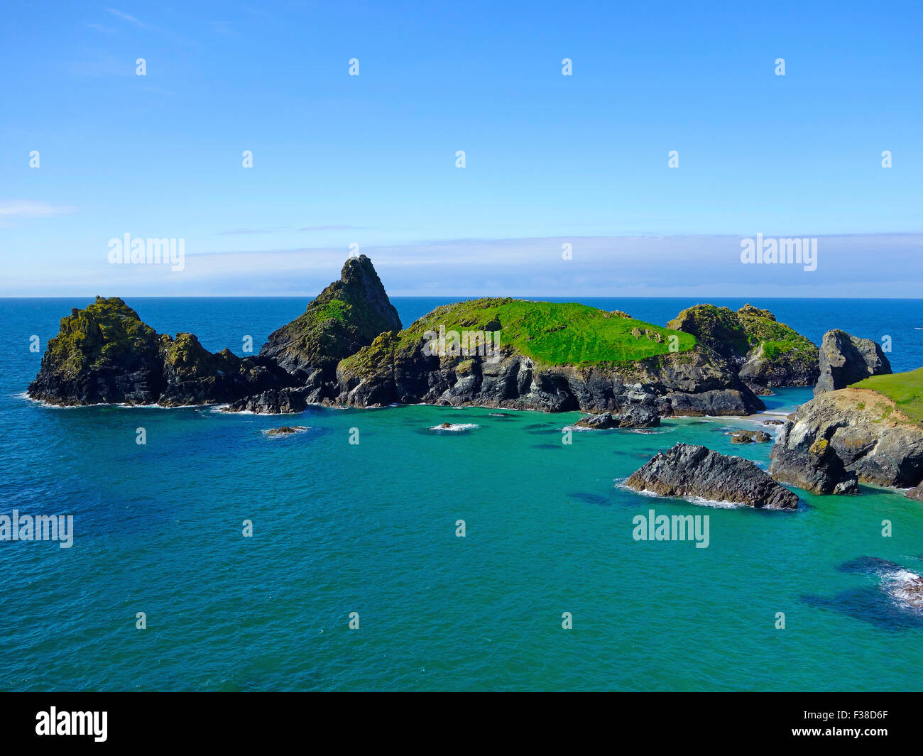 Kynance Cove, Eidechse National Nature Reserve, Halbinsel Lizard, Cornwall, England, UK Stockfoto