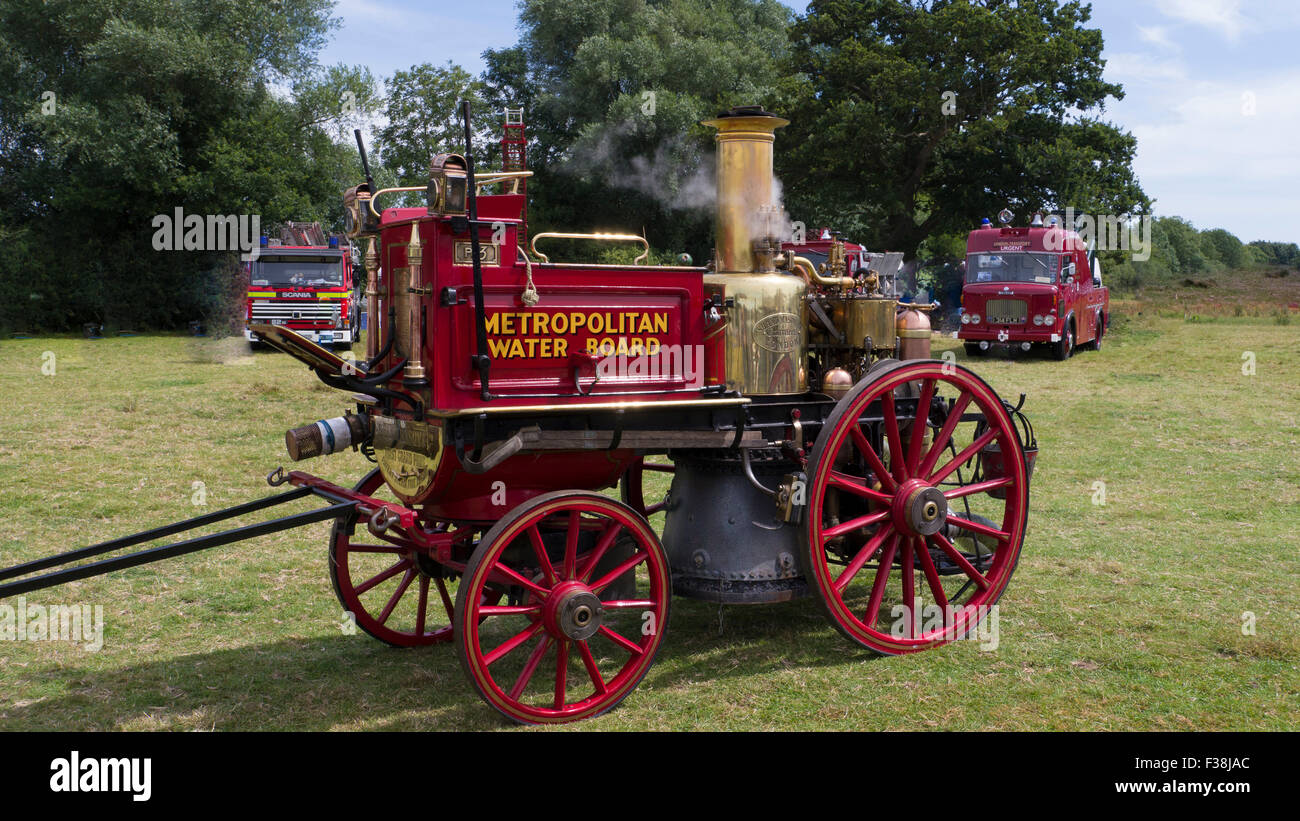 1874 baute Shand Mason Vintage Pferd gezeichnet Dampf Löschfahrzeug fotografiert auf der Krönungsfeierlichkeiten Feuer Show 2015 Stockfoto