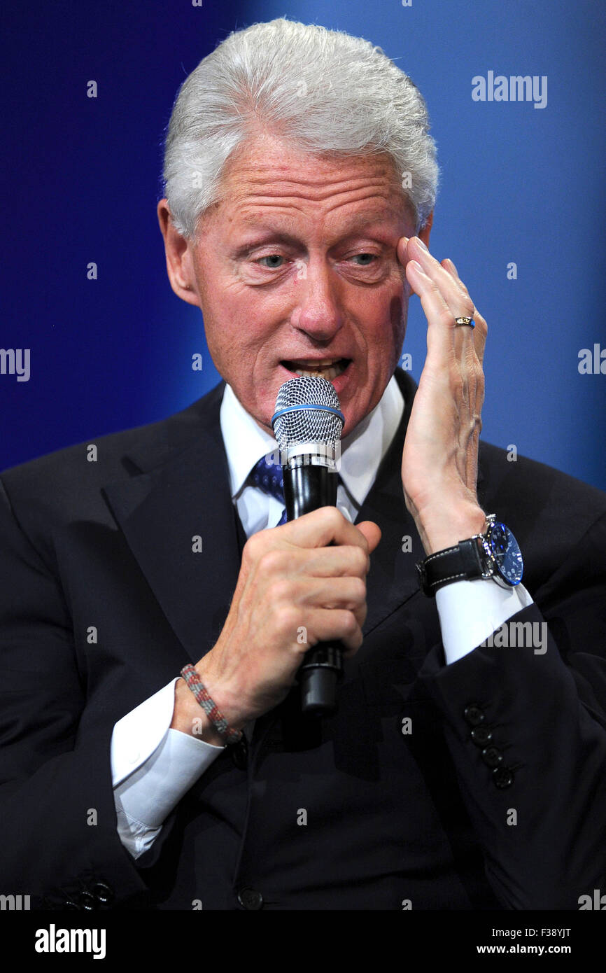 Bill Clinton bei der Abschlussfeier der Clinton Global Initiative 2015 im Hotel Sheraton Times Square in New York am 29. September. Stockfoto
