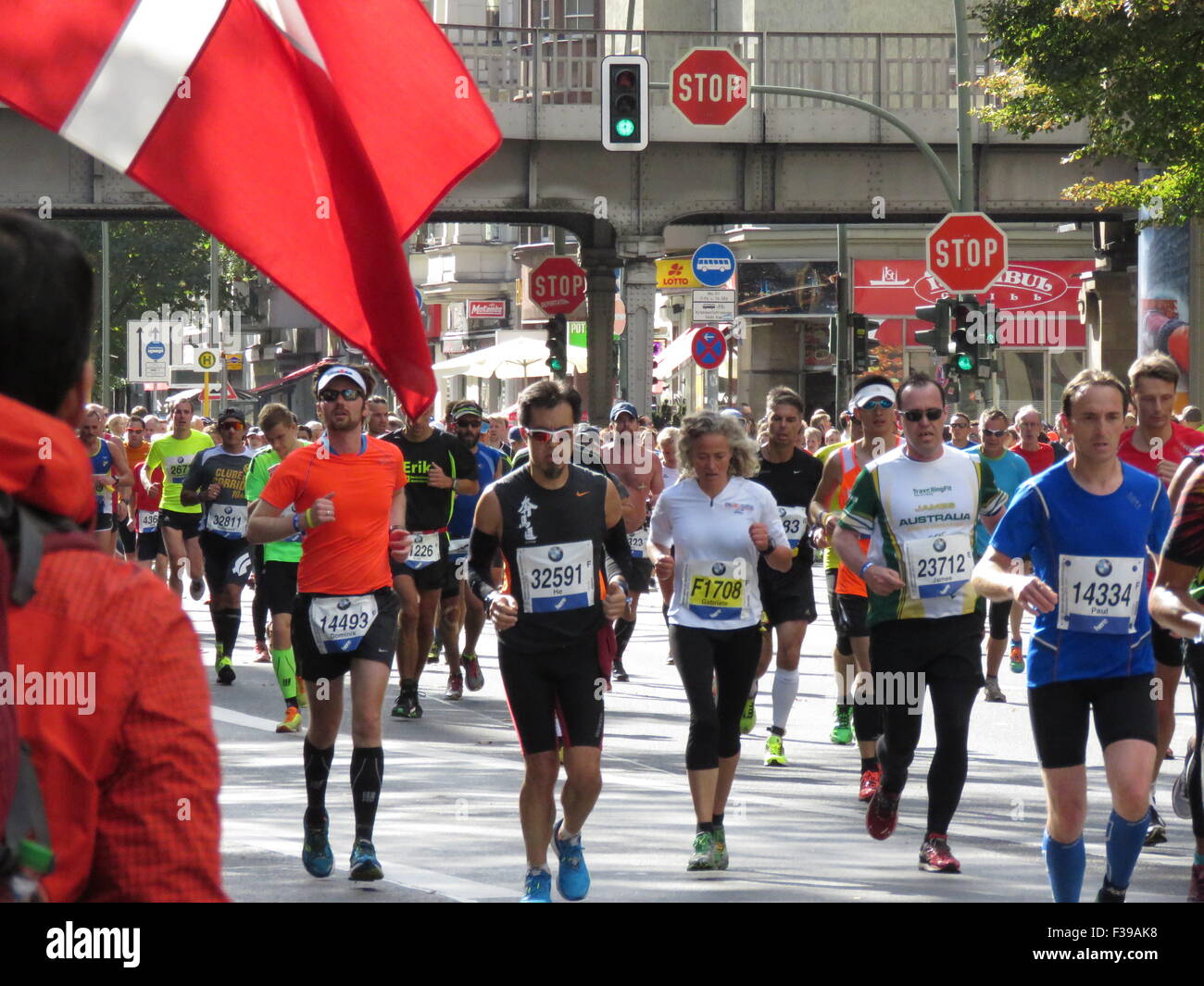 Berlin-Marathon 2015. 2015.09.28 Tausende von Athleten laufen. Stockfoto