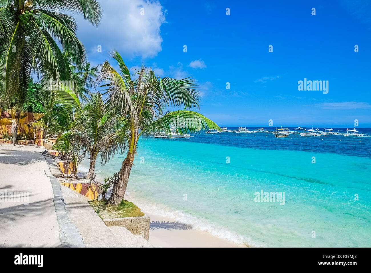 Tropischen weißen Sandstrand, Philippinen, Südostasien Stockfoto