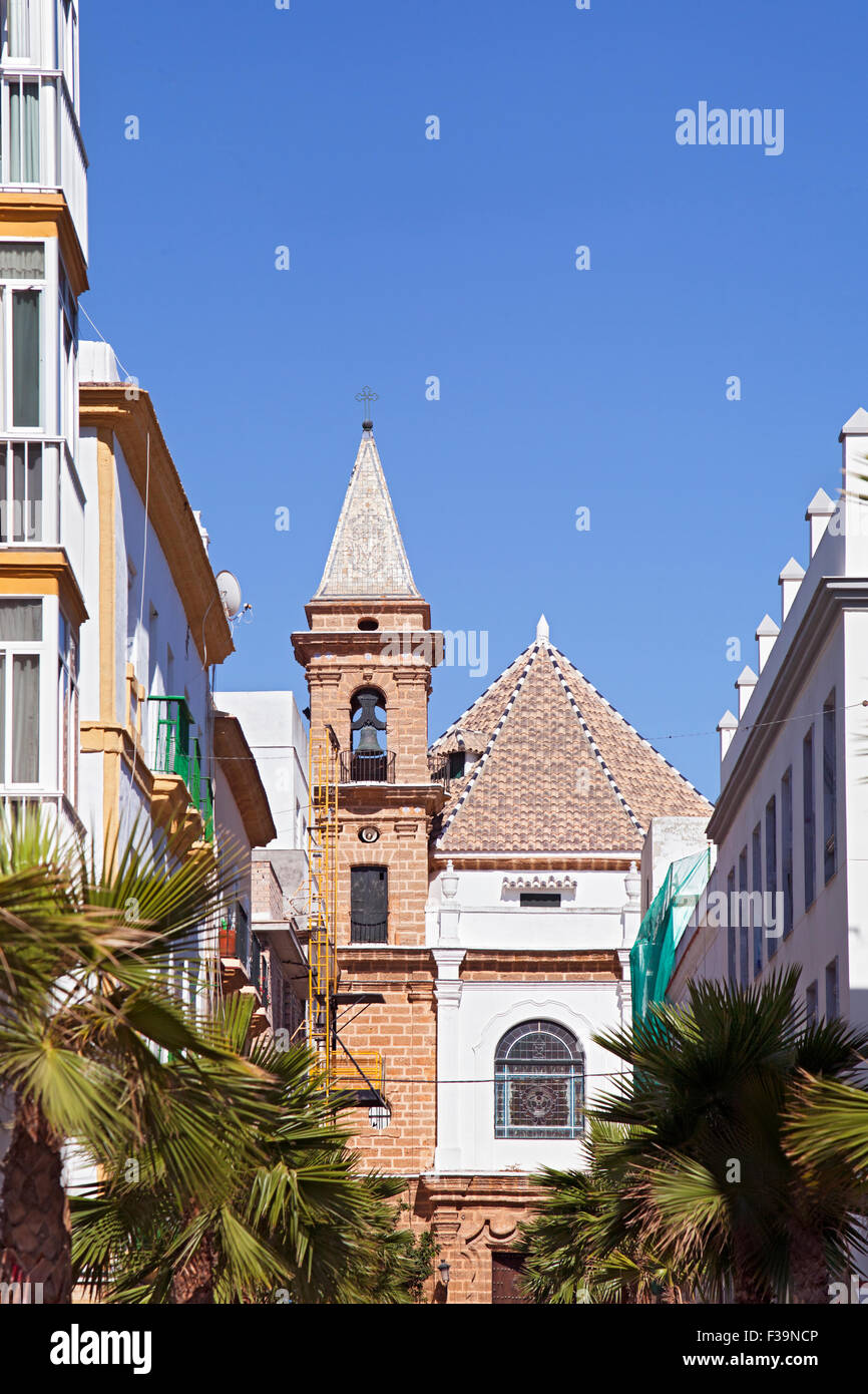 Straße von Cadiz, Spanien, an einem sonnigen Tag Stockfoto