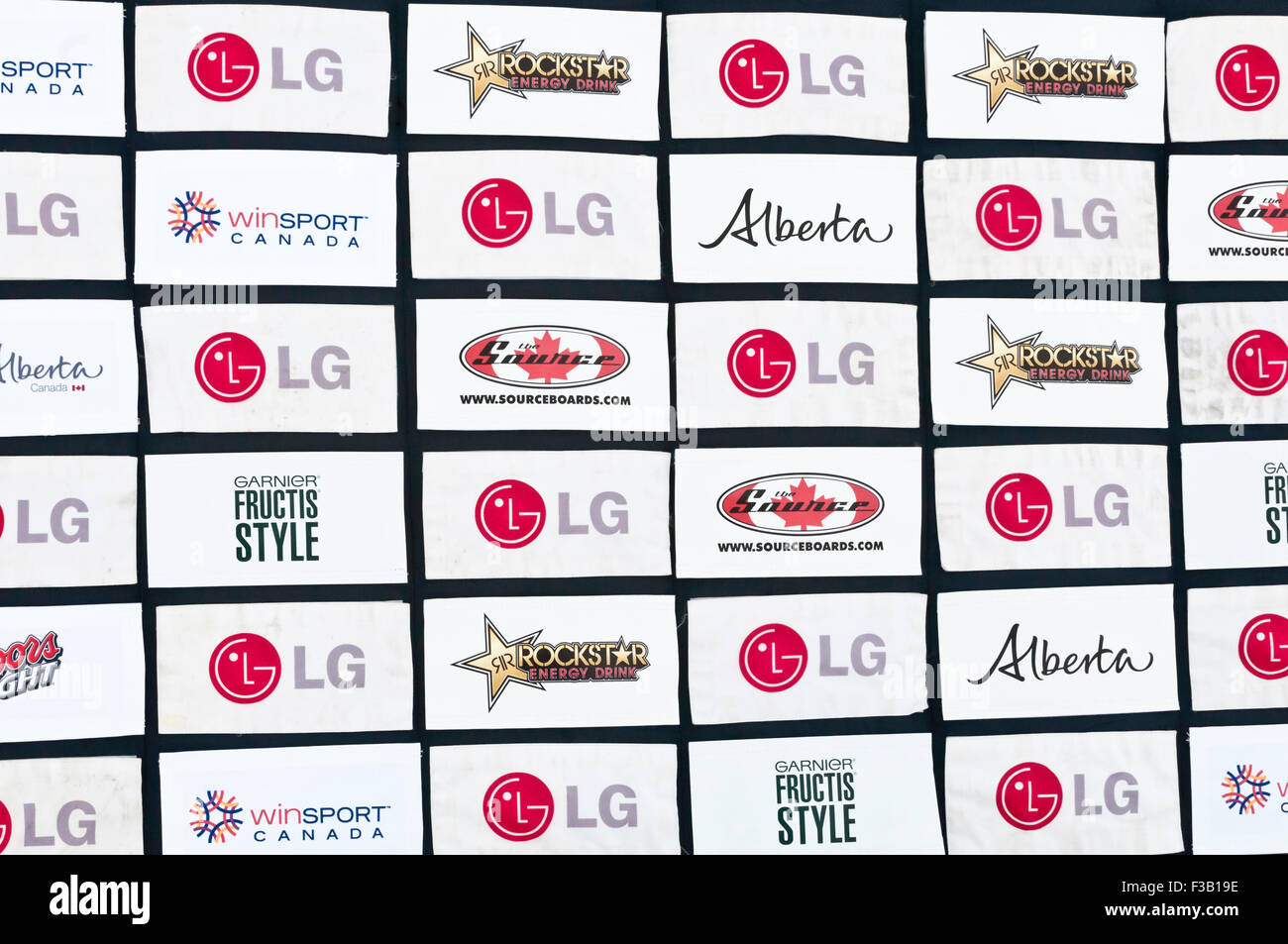 Sponsoring-Board bei LG Snowboard FIS World Cup 2011, Canada Olympic Park, Calgary, Alberta, Kanada Stockfoto