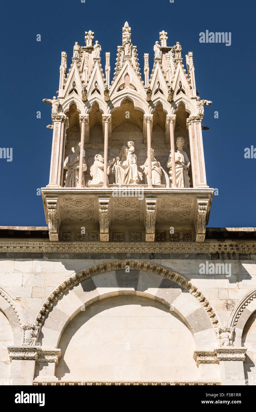 Detail über dem Eingang zum Camposanto Monumentale, Camposanto Monumentale, Piazza dei Miracoli, Pisa, Toskana, Italien Stockfoto