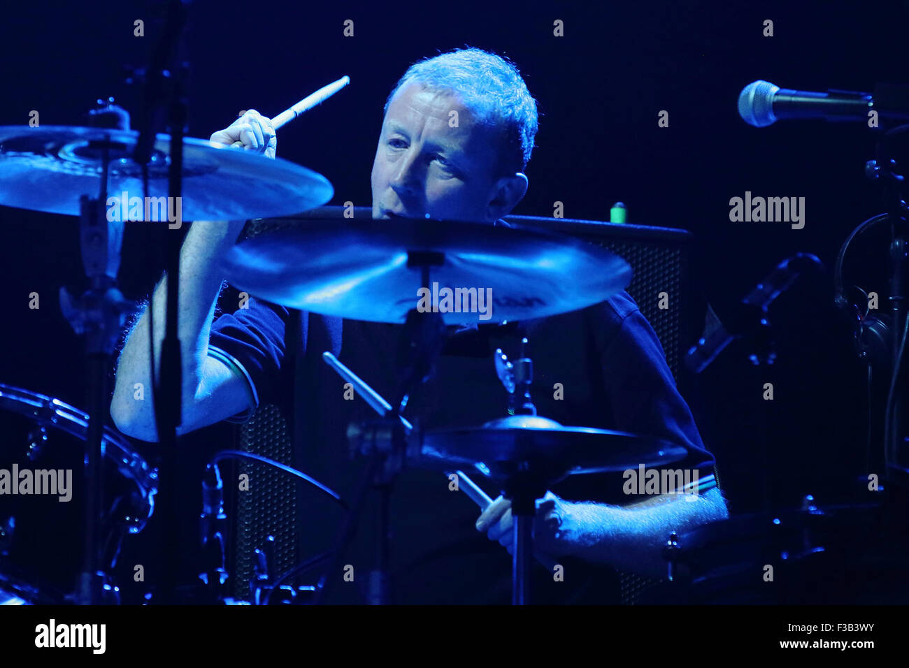 Unschärfe, die live auf der Bühne in Perth Arena Featuring: Dave Rowntree Where: Perth, Australien bei: 31. Juli 2015 Stockfoto