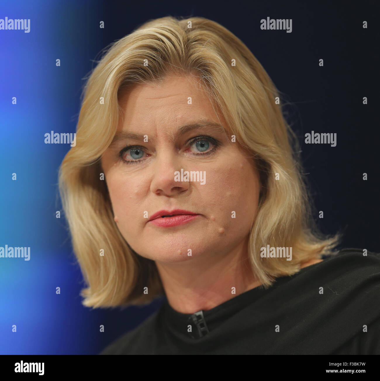 Manchester, UK. 4. Oktober 2015. Justine Greening Mp Staatssekretär Fot International Developement Conservative Party Konferenz 2015 Manchester Central, Manchester, England 4. Oktober 2015 Adressen der konservativen Partei Conference 2015 im Manchester Central, Manchester Credit: Allstar Bild Bibliothek/Alamy Live-Nachrichten Stockfoto