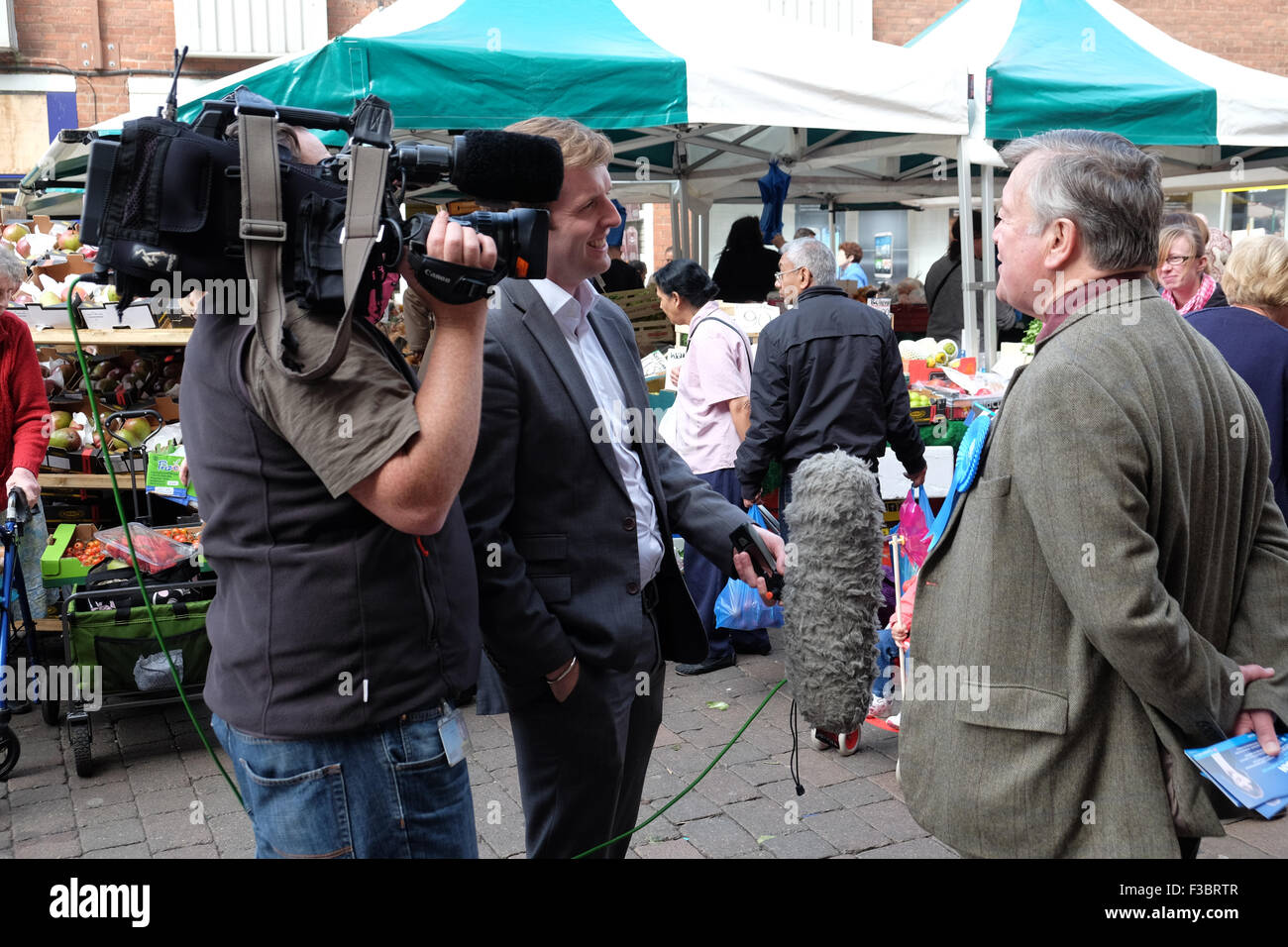 Kenneth Clarke werbend in Loughborough während der BRITISCHEN allgemeinen Wahl 2015 Stockfoto