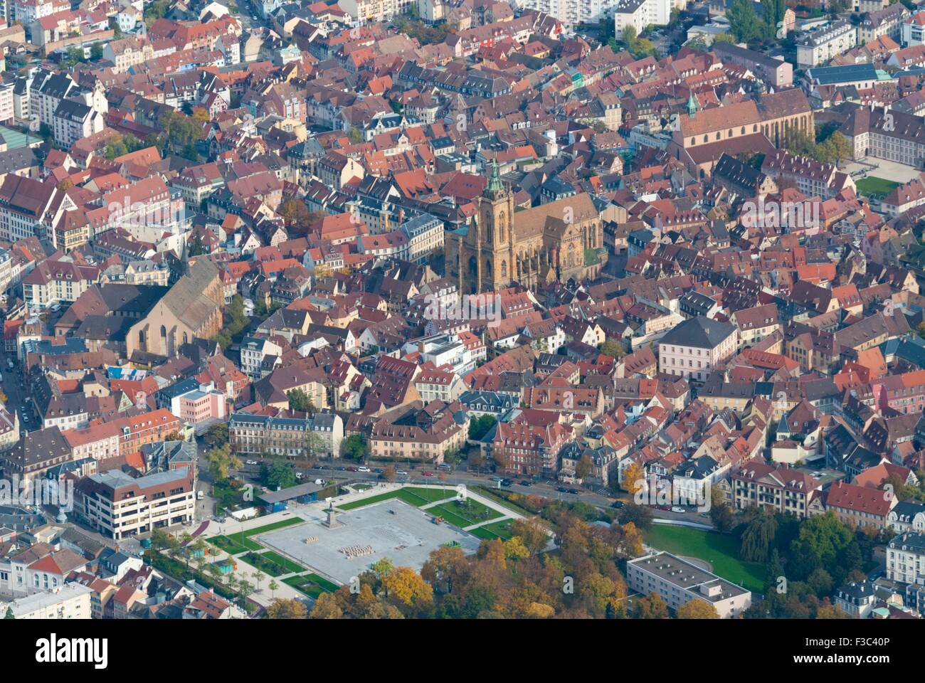 Frankreich, Haut Rhin (68), Colmar Stadt, Altstadt (Luftaufnahme) Stockfoto