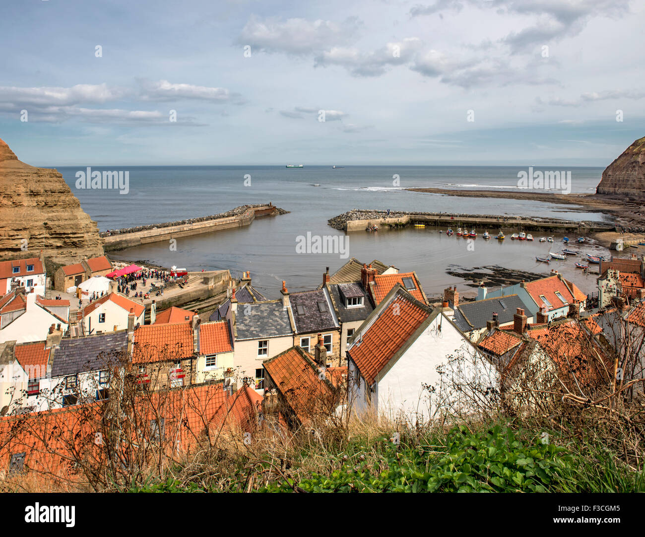 Die Fischerei Dorf von Staithes, North Yorkshire, UK, auch der Ort für "Old Jack Boot" die Kinder-TV-Serie. Stockfoto