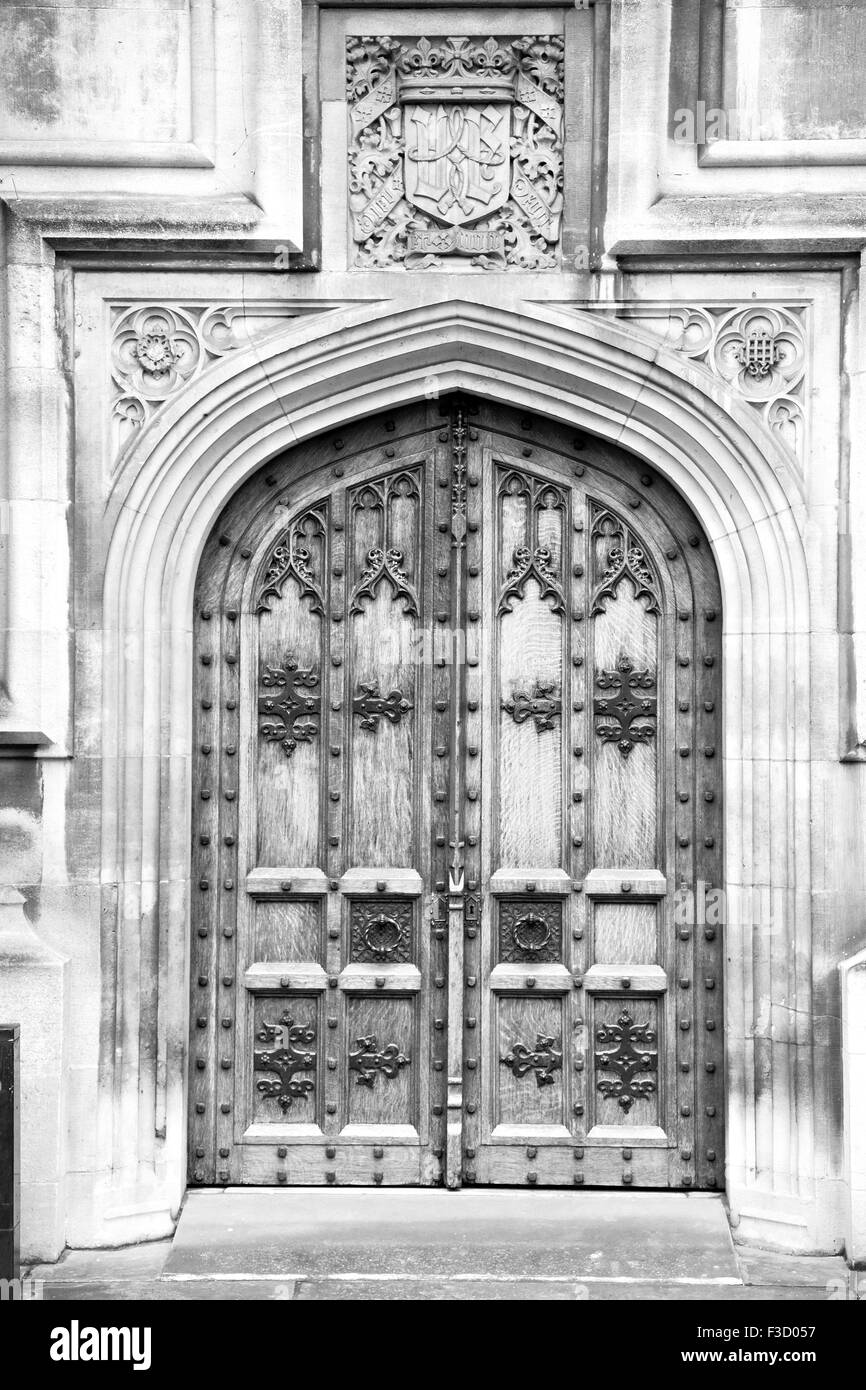 Parlament in London alte Kirchentür und Marmor Antik Wand Stockfoto