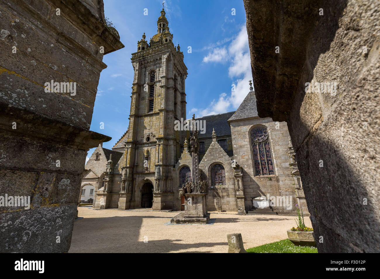 Golgatha Kirche Notre-Dame und Saint-Thegonnec Weg von St James Finistere französische Bretagne Frankreich Europa Stockfoto