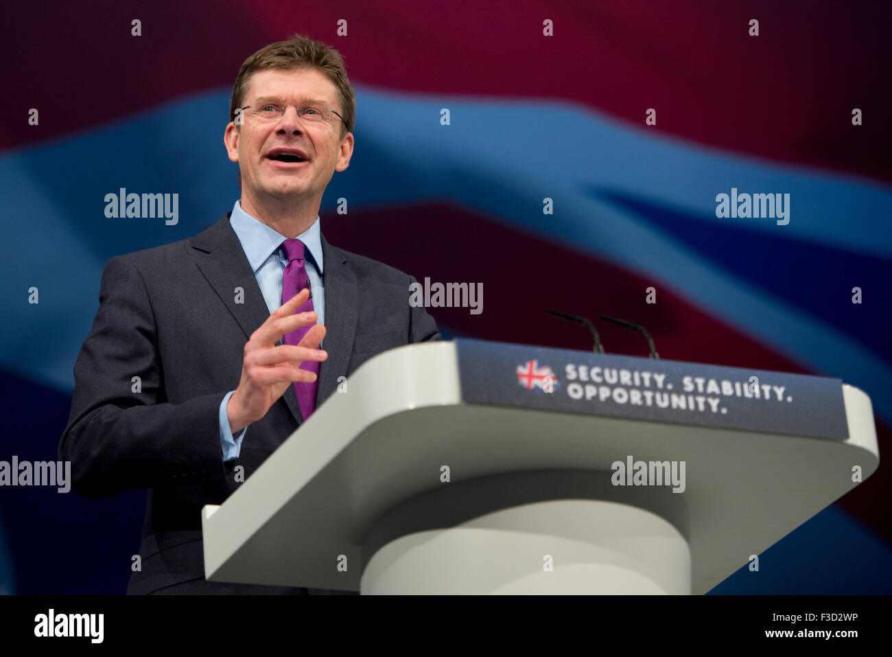 Manchester, UK. 5. Oktober 2015. Die Rt Hon Greg Clark MP, Secretary Of State for Communities and Local Government spricht am Tag2 der 2015 Parteitag der Konservativen in Manchester. Bildnachweis: Russell Hart/Alamy Live-Nachrichten. Stockfoto