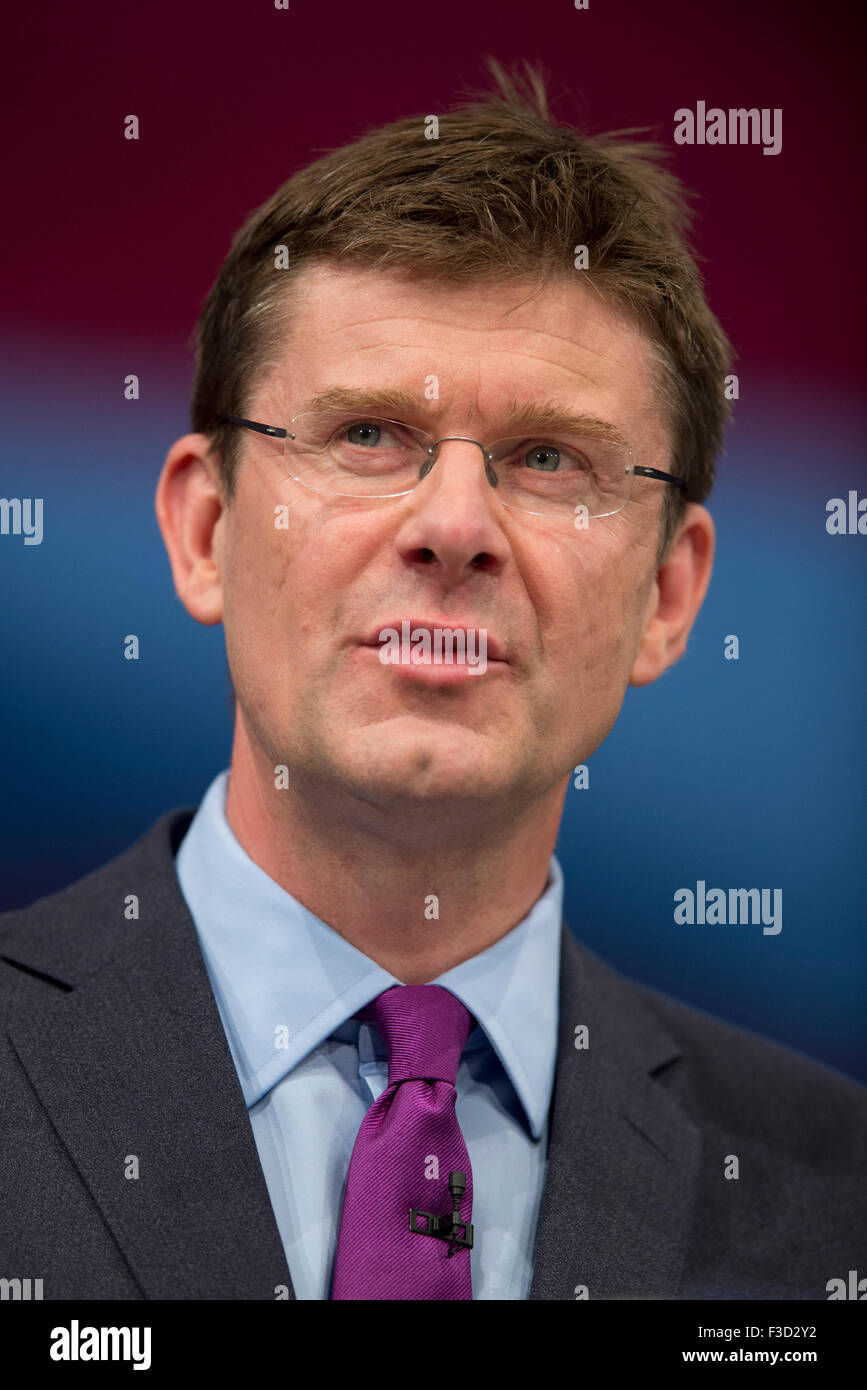 Manchester, UK. 5. Oktober 2015. Die Rt Hon Greg Clark MP, Secretary Of State for Communities and Local Government spricht am Tag2 der 2015 Parteitag der Konservativen in Manchester. Bildnachweis: Russell Hart/Alamy Live-Nachrichten. Stockfoto