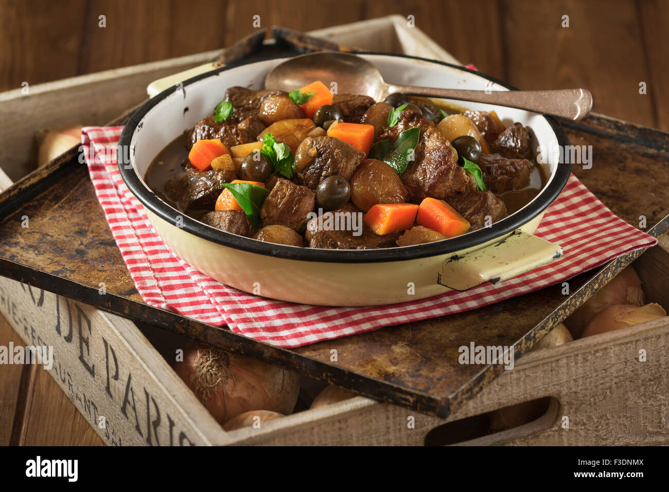 Daube de Boeuf. Französisch Rindfleisch Eintopf. Frankreich-Essen Stockfoto