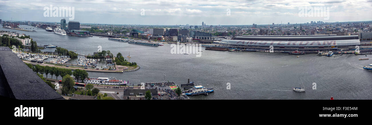 Panorama-Masche des Zentrum von Amsterdam, Hafen, Hauptbahnhof, Anzeigen von Süden & ostwärts, erschossen von einem Wolkenkratzer Stockfoto