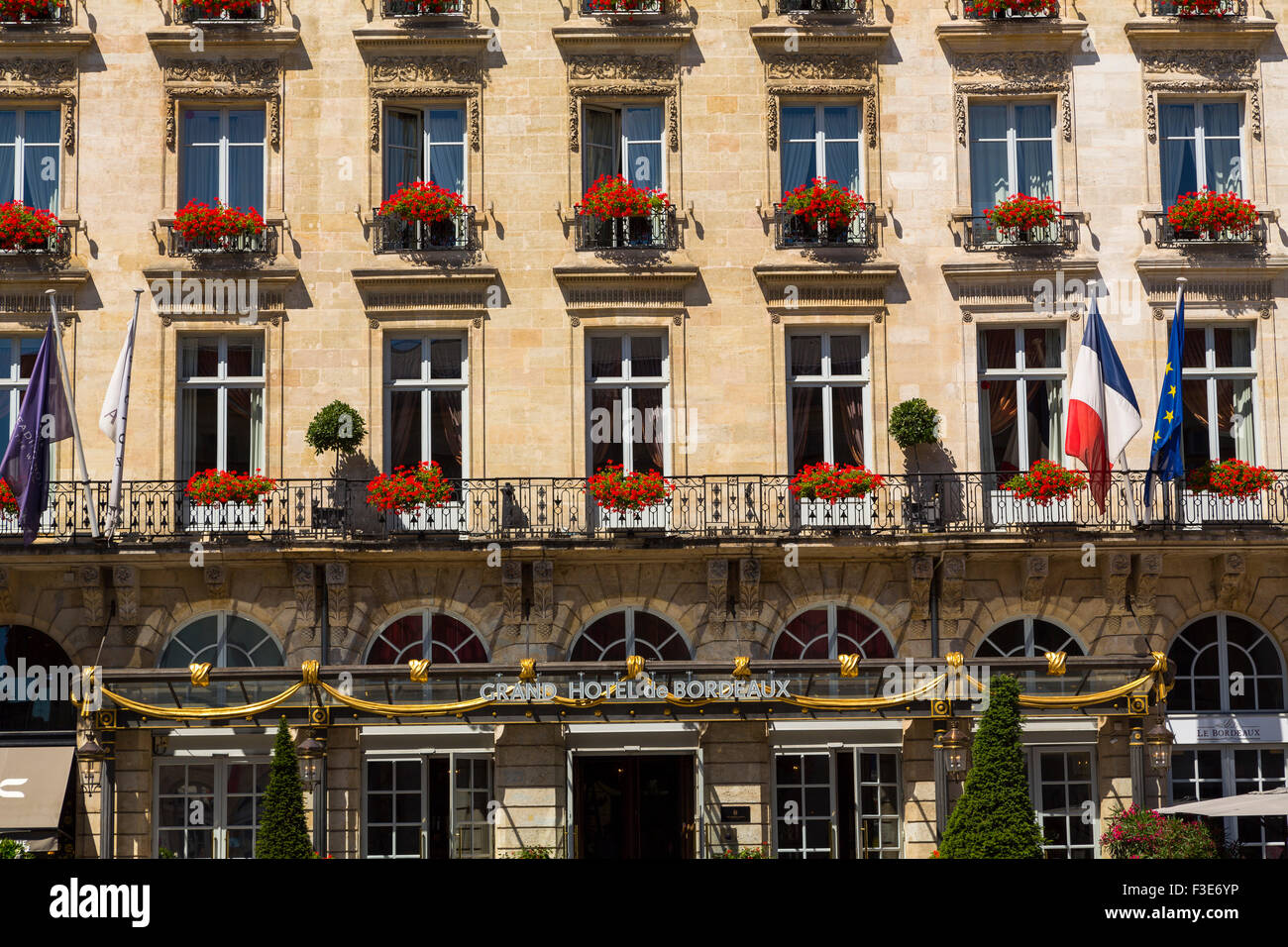 Grand Hotel Bordeaux Place De La Comedie quadratische Gironde Aquitaine Frankreich Europa Stockfoto