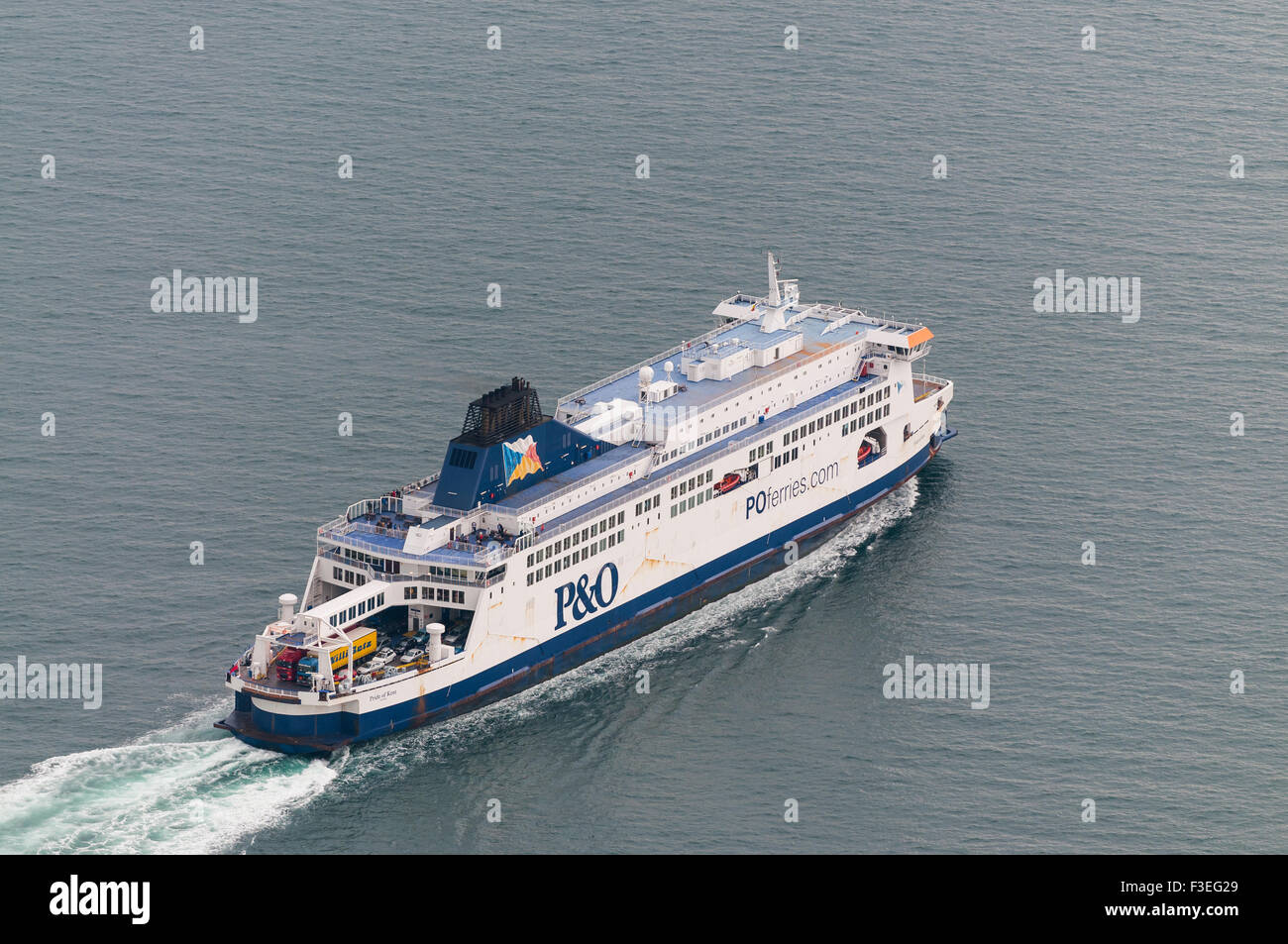 Wie Teuer Ist Die Fähre Von Calais Nach Dover Luftbild auf P & 0 Fähre von Calais nach Dover Stockfotografie - Alamy