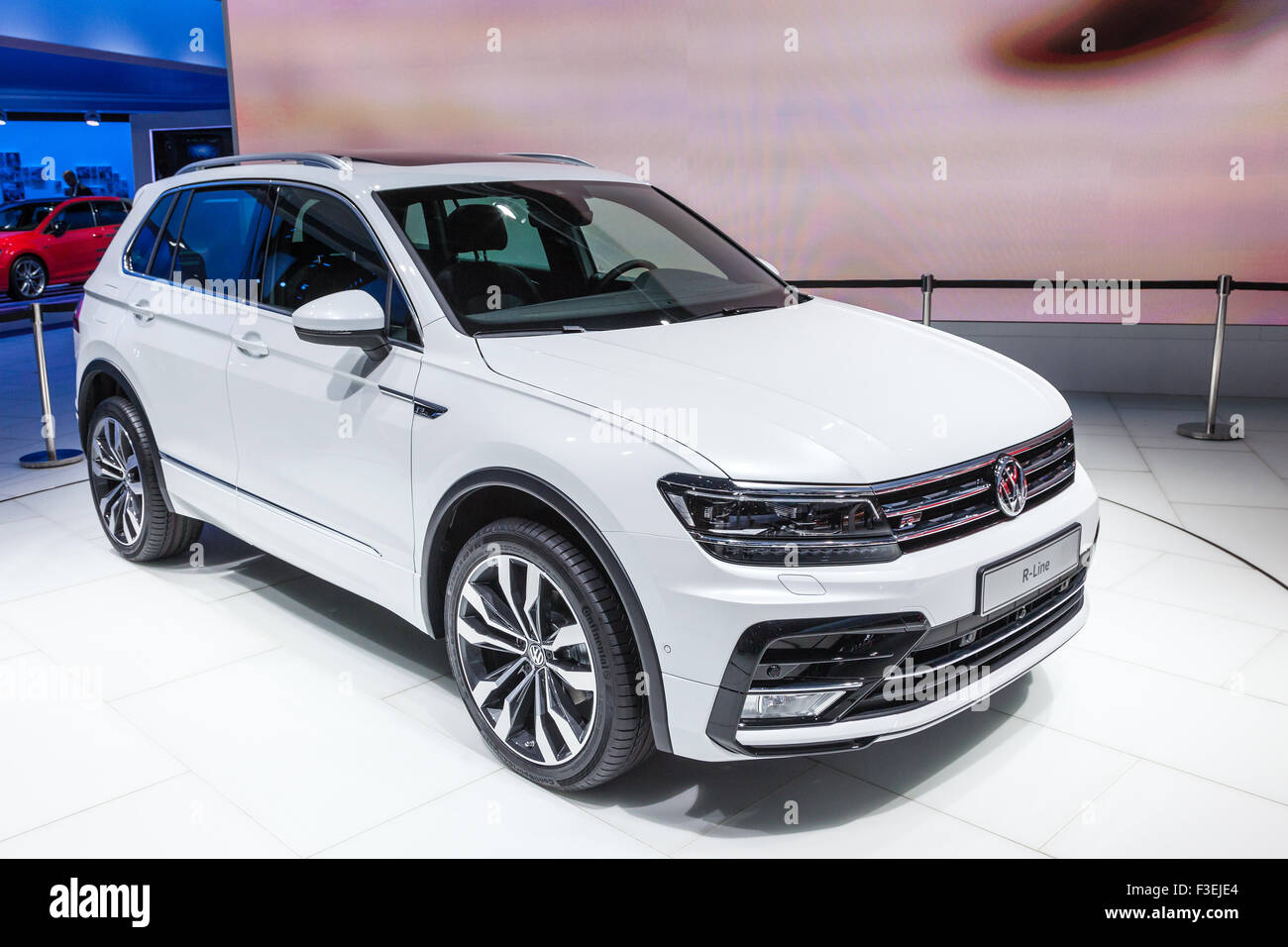 Vw Tiguan Stockfotos Und Bilder Kaufen Alamy