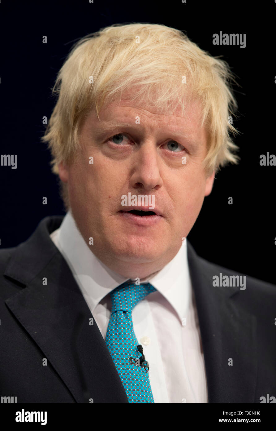 Manchester, UK. 6. Oktober 2015. Boris Johnson, Bürgermeister von London spricht am Tag3 der 2015 Parteitag der Konservativen in Manchester. Bildnachweis: Russell Hart/Alamy Live-Nachrichten. Stockfoto