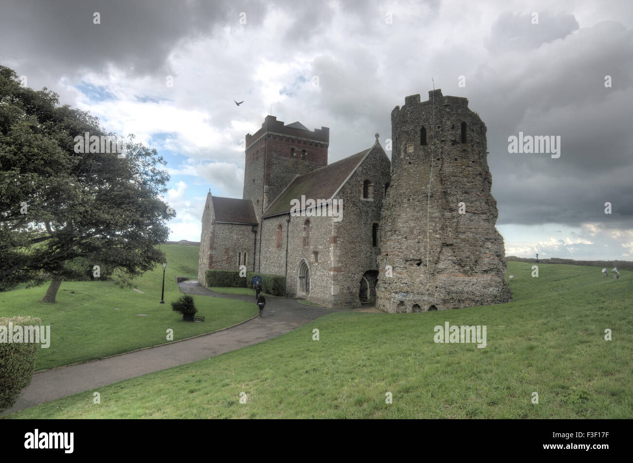 Dover Castle sächsischen Kirche römische Leuchtturm Stockfoto