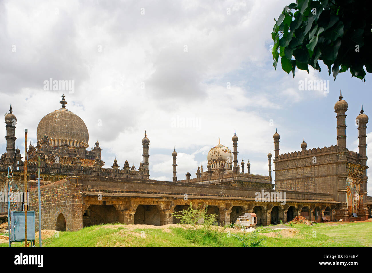 Ibrahim Rauza Masjid, Ibrahim Roza Moschee; Grab für Ibrahim Adil Shah, Bijapur; Karnataka; Indien, asien Stockfoto