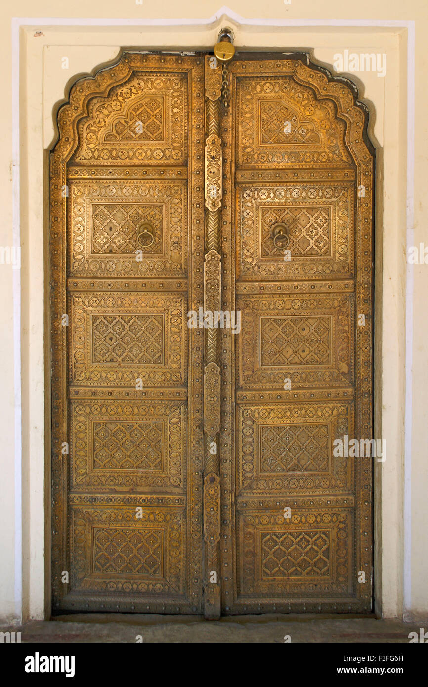 Dekorative Tür in Stadt Schlossanlage; Jaipur; Rajasthan; Indien Stockfoto