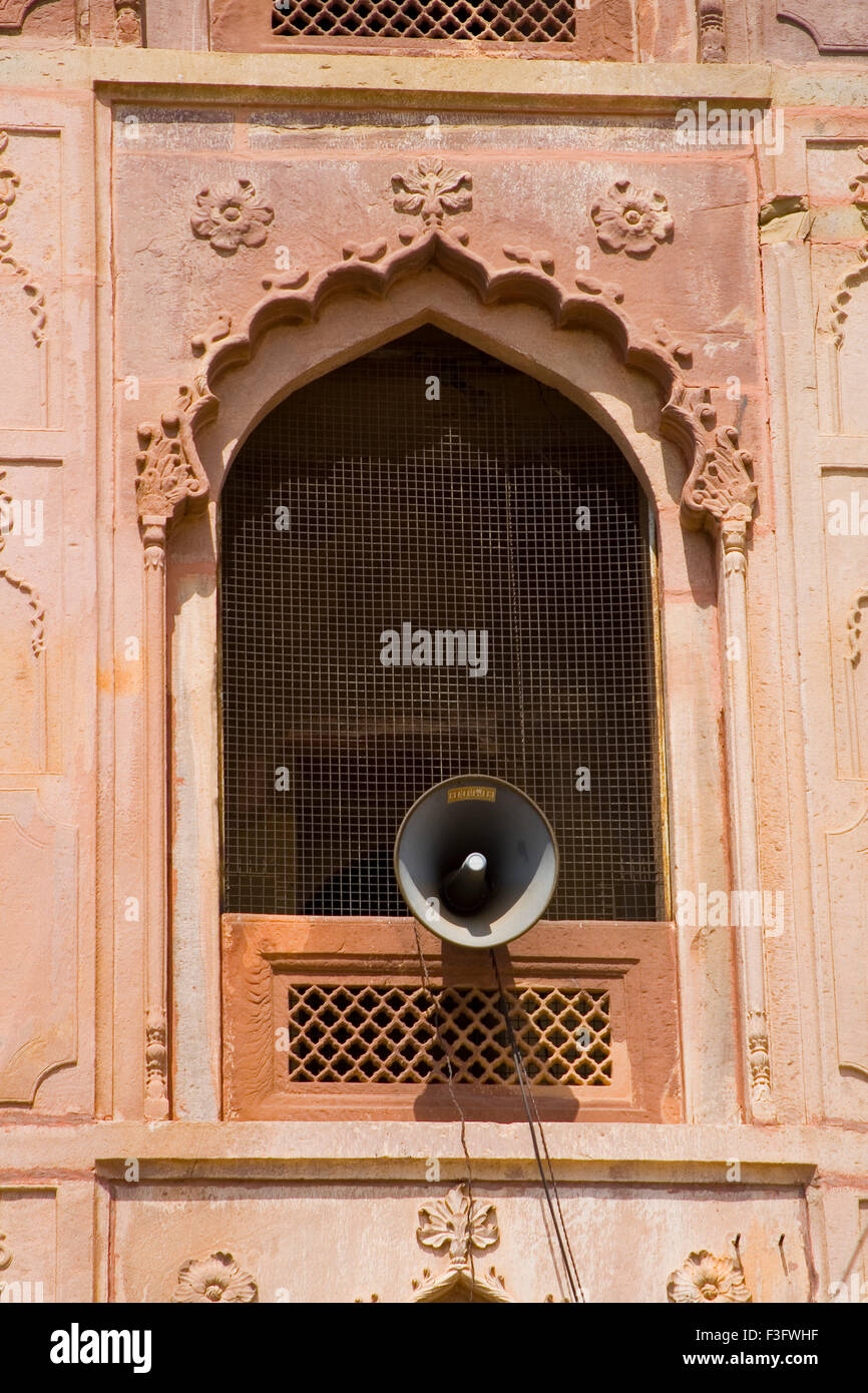 Lautsprecher für Rundfunk Moschee Gebet Namaz Tajul Masjid in Bhopal; Madhya Pradesh; Indien Stockfoto