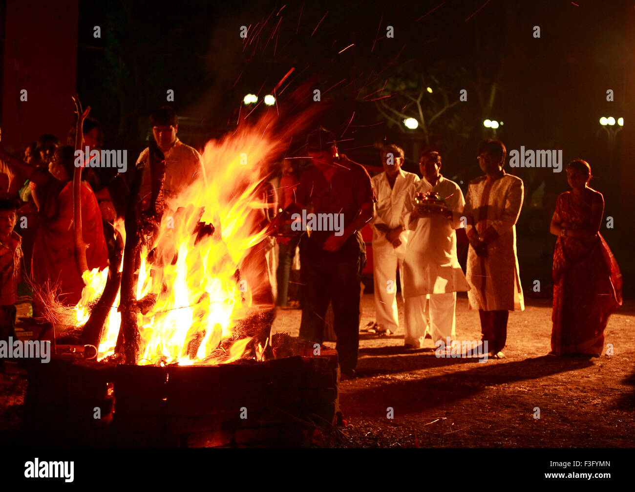 Holika Dahan; Holi Festival; Festival der Liebe; Festival der Farben; Festival des Frühlings 
