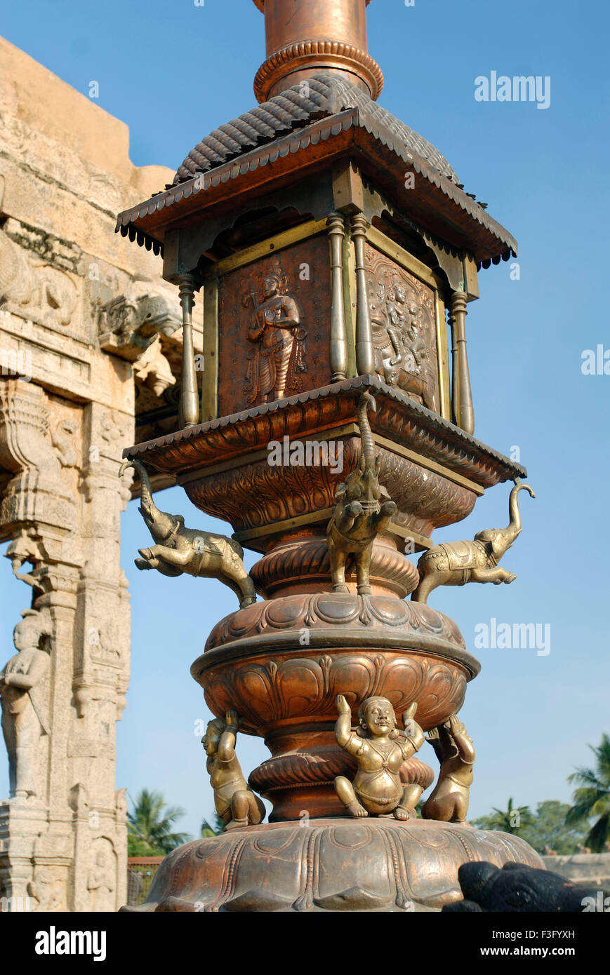 Details in der Flagge Mast der Brihadishvara-Tempel ist 10. Jahrhundert Chola Tempel Thanjavur; Tamil Nadu Stockfoto