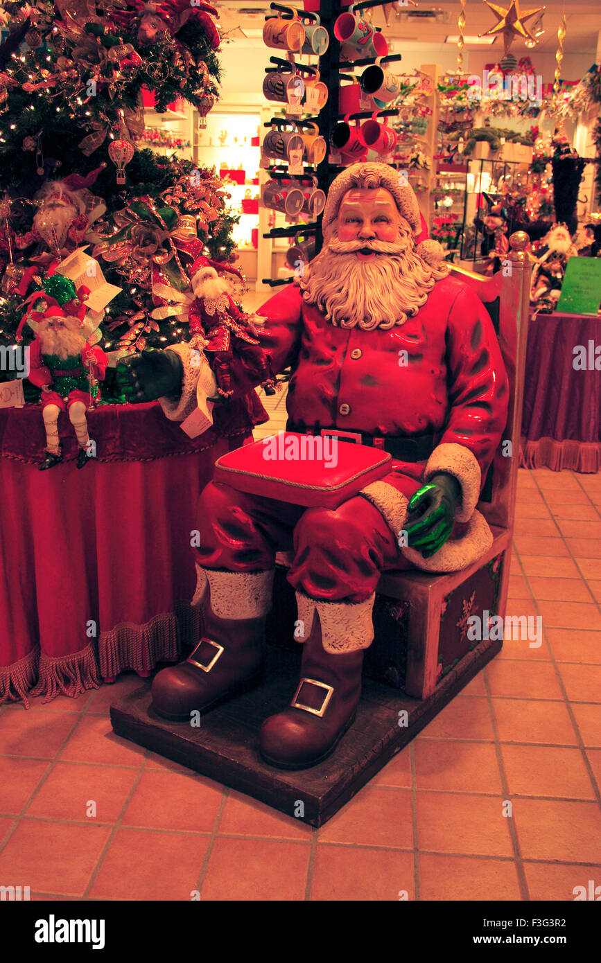 Weihnachtsmann im Shop; New Orleans; Louisiana; Vereinigte Staaten von  Amerika Vereinigte Staaten von Amerika Stockfotografie - Alamy