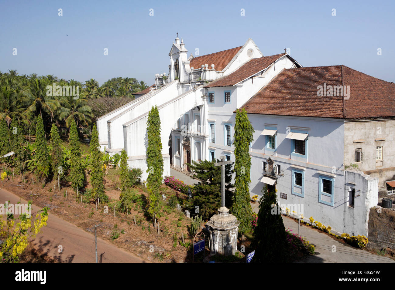 Kirche und das Kloster von Santa Monica; 1627 N.Chr. erbaut; UNESCO-Weltkulturerbe; Old Goa; Velha Goa; Indien Stockfoto