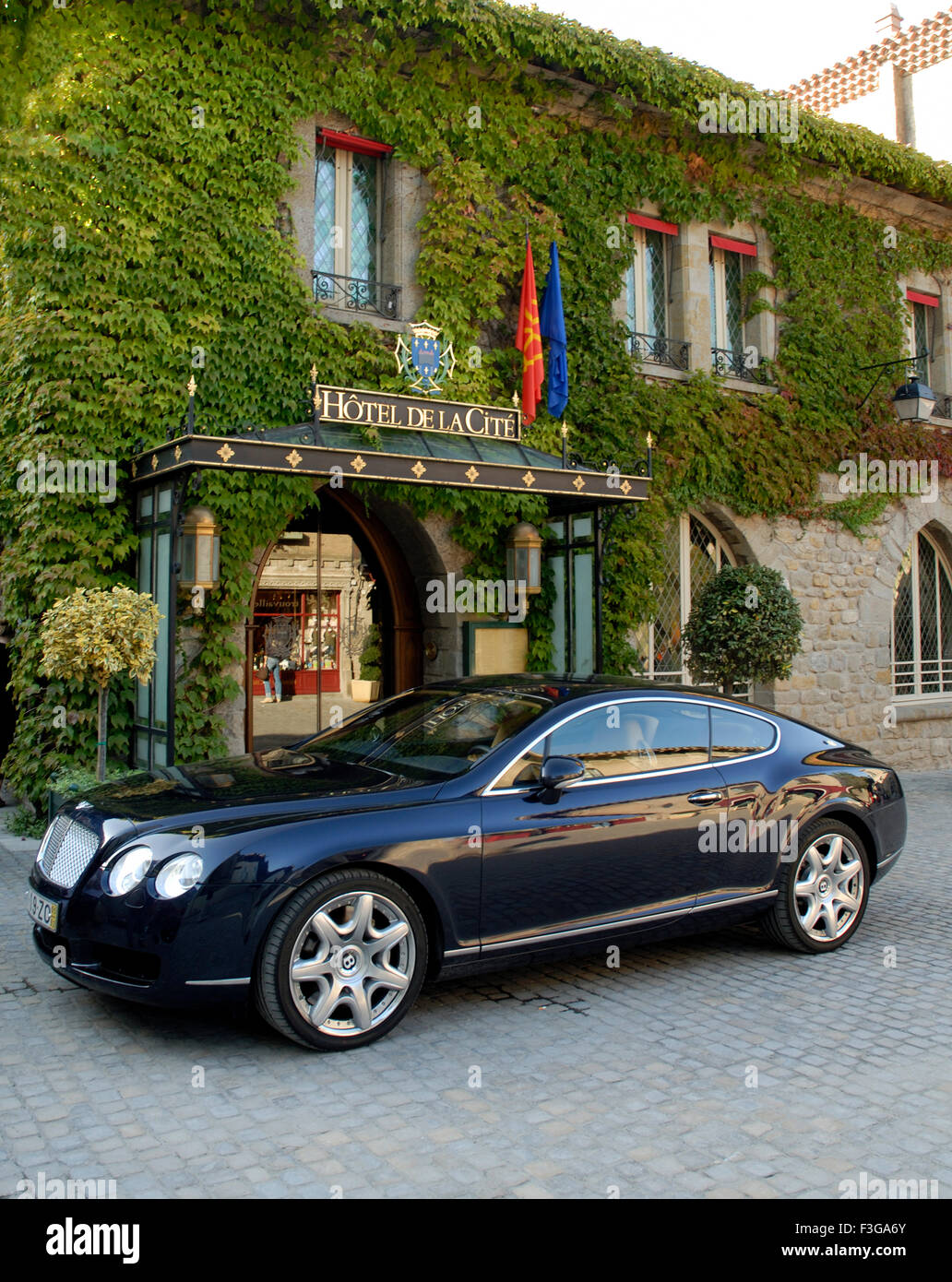 Bentley BT ; Hotel de la Cite ; Carcassonne ; Languedoc area ; Südfrankreich ; Frankreich ; Französisch; Europa; Europäisch Stockfoto