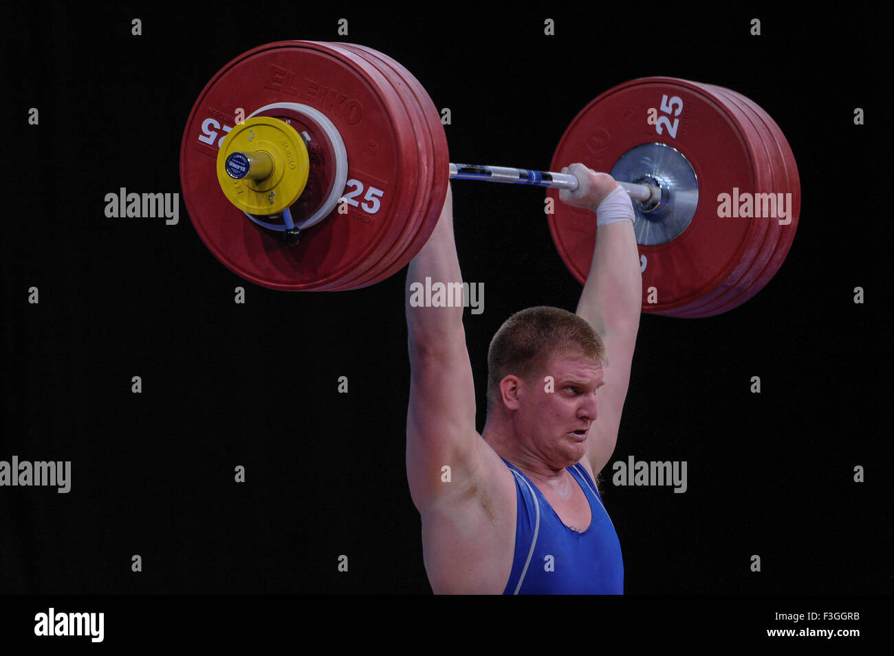 Kevin BOULY (FRA) in die stossen, The London bereitet Gewichtheben Olympischen Test-Event, ExCel Arena, London, England Dece Stockfoto