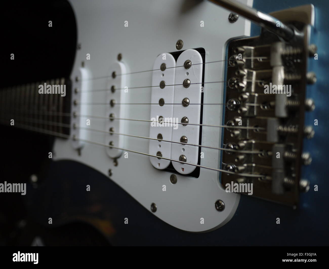 Lake Placid blue Strat Art Gitarre in Nahaufnahme Stockfoto