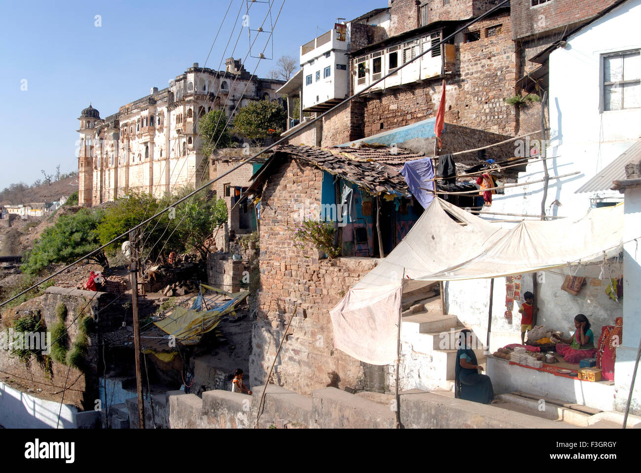 Reiche Arme, Omkareshwar Stadt; Bezirk Khandva; Madhya Pradesh; Indien, asien Stockfoto