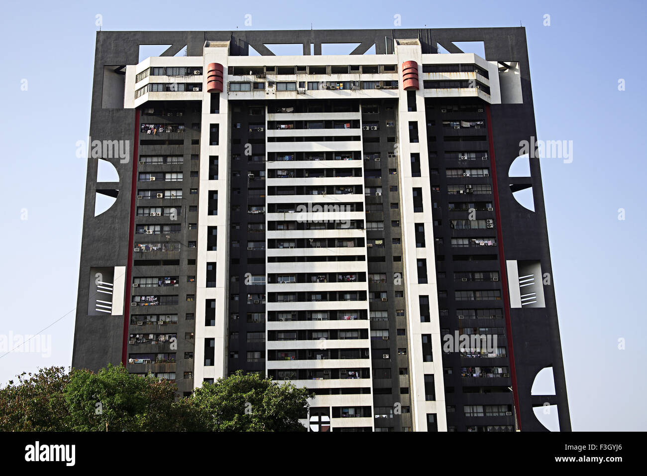 Große östliche royal Apartments im J. B. Behram Marg genannt Bellasis Straße; Bombay jetzt Mumbai; Maharashtra; Indien Stockfoto