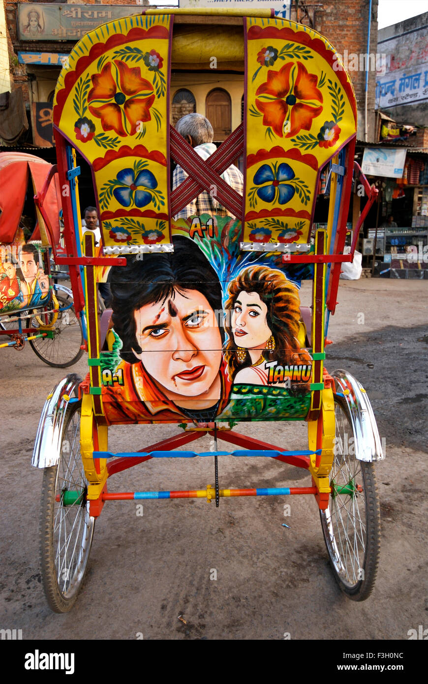 Amitabh Bachchan auf Fahrradrikscha gemalt; Madhya Pradesh; Indien Stockfoto