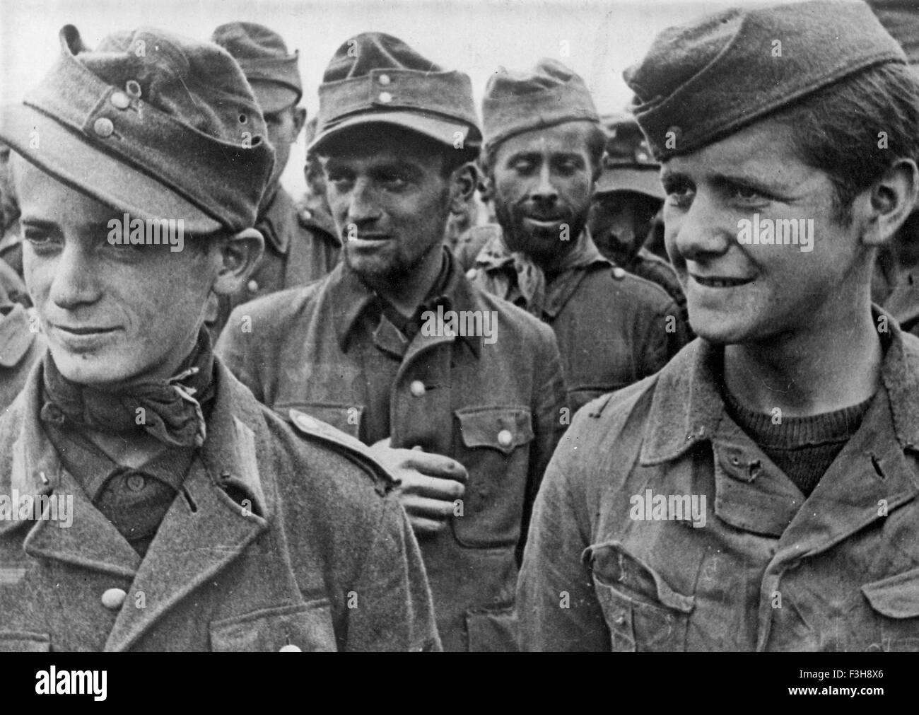 DEUTSCHEN Kriegsgefangenen in Frankreich Juni 1944 Stockfoto, Bild