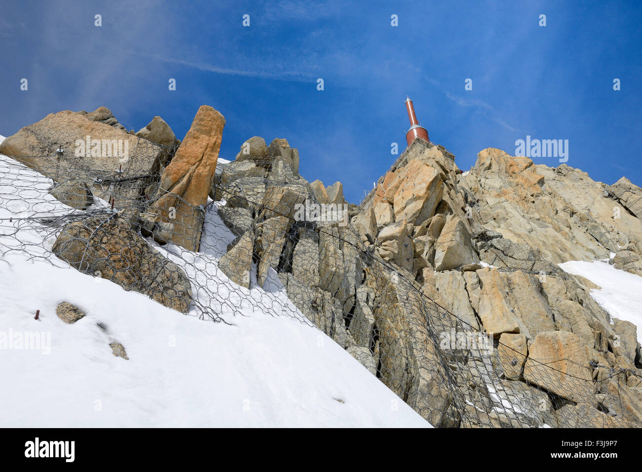 Oben auf den Aussichtsplattformen, Aiguille du Midi, Mont-Blanc-Massiv, Chamonix, Französische Alpen, Haute Savoie, Frankreich, Europa Stockfoto