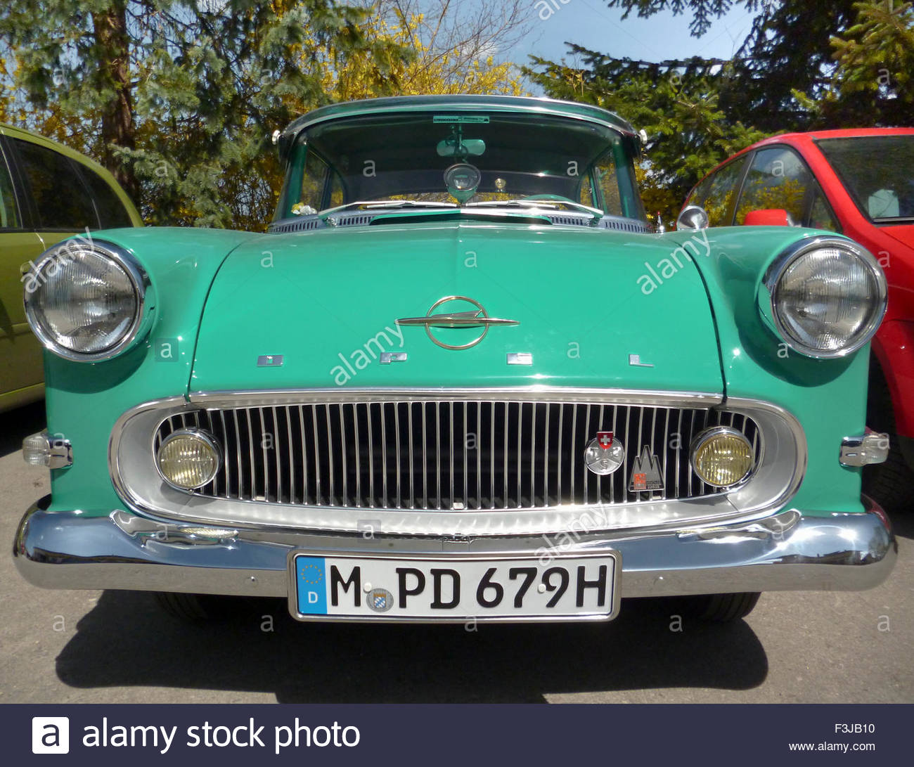 Alten Opel Oldtimer Auto - Bayern-Deutschland Stockfotografie - Alamy