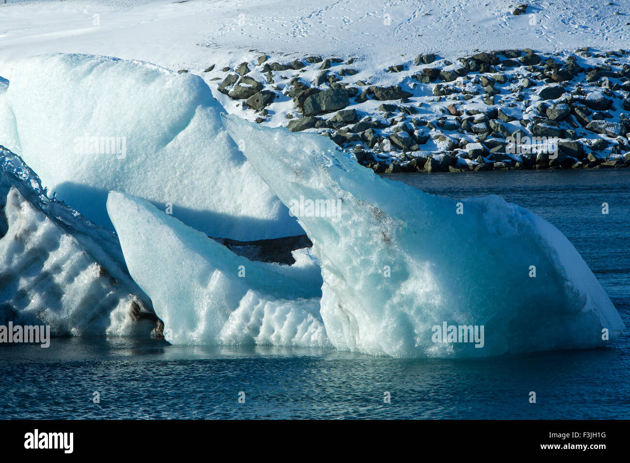 Eisblöcke schmelzen an die Gletscherlagune Jökulsárlón in Island Stockfoto